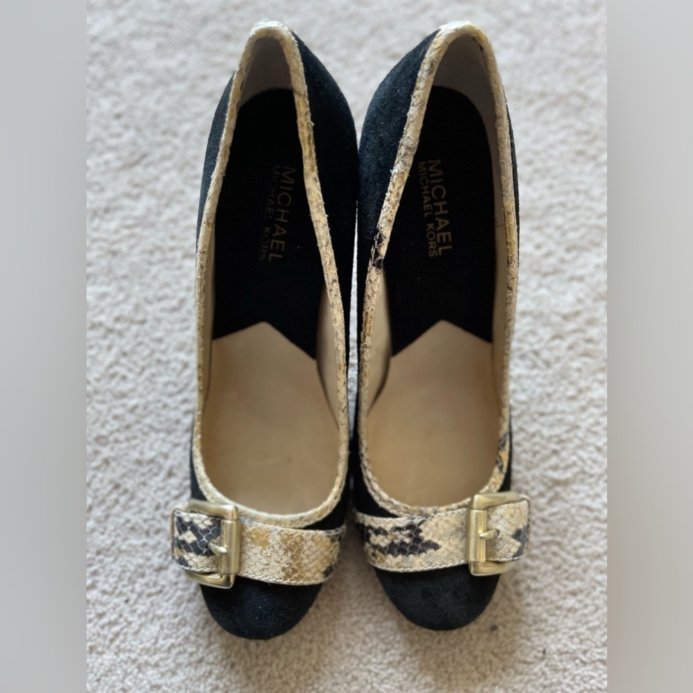 Michael MK snake skin buckle suede 3.5” heels